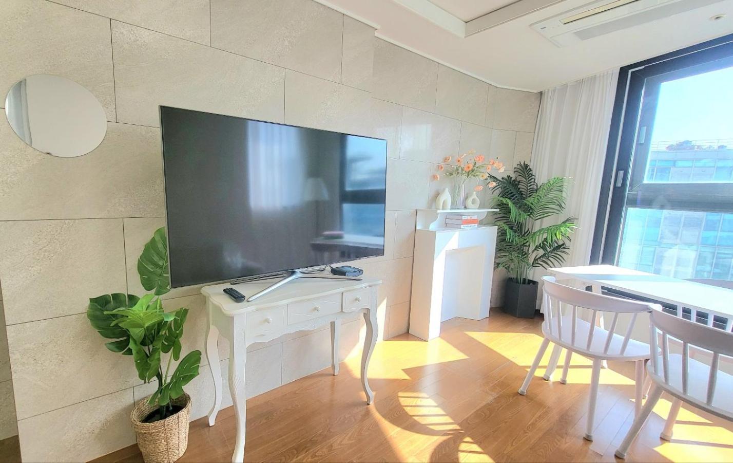 Haeundae Lavender House-Irua Hotel Пусан Екстериор снимка
