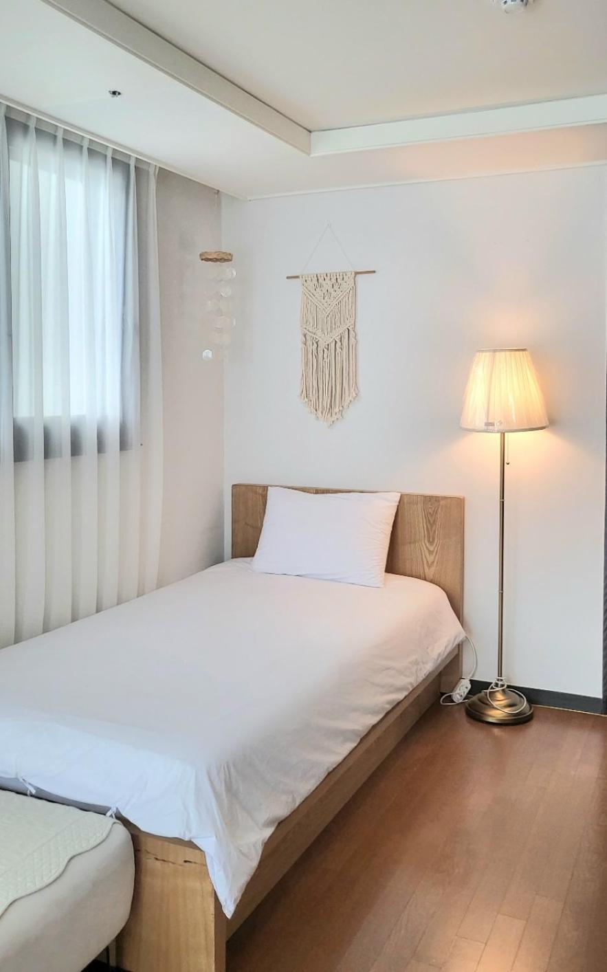 Haeundae Lavender House-Irua Hotel Пусан Екстериор снимка
